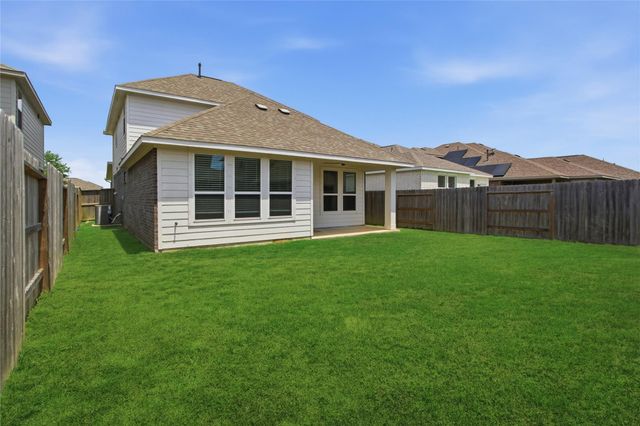 13201 Leisure Cove Drive, Texas City, TX 77568