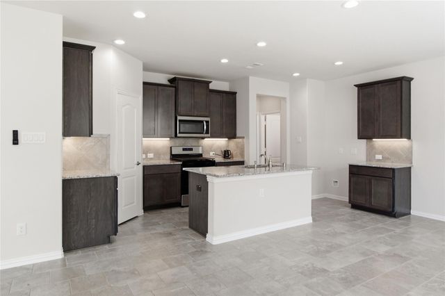 13201 Leisure Cove Drive, Texas City, TX 77568