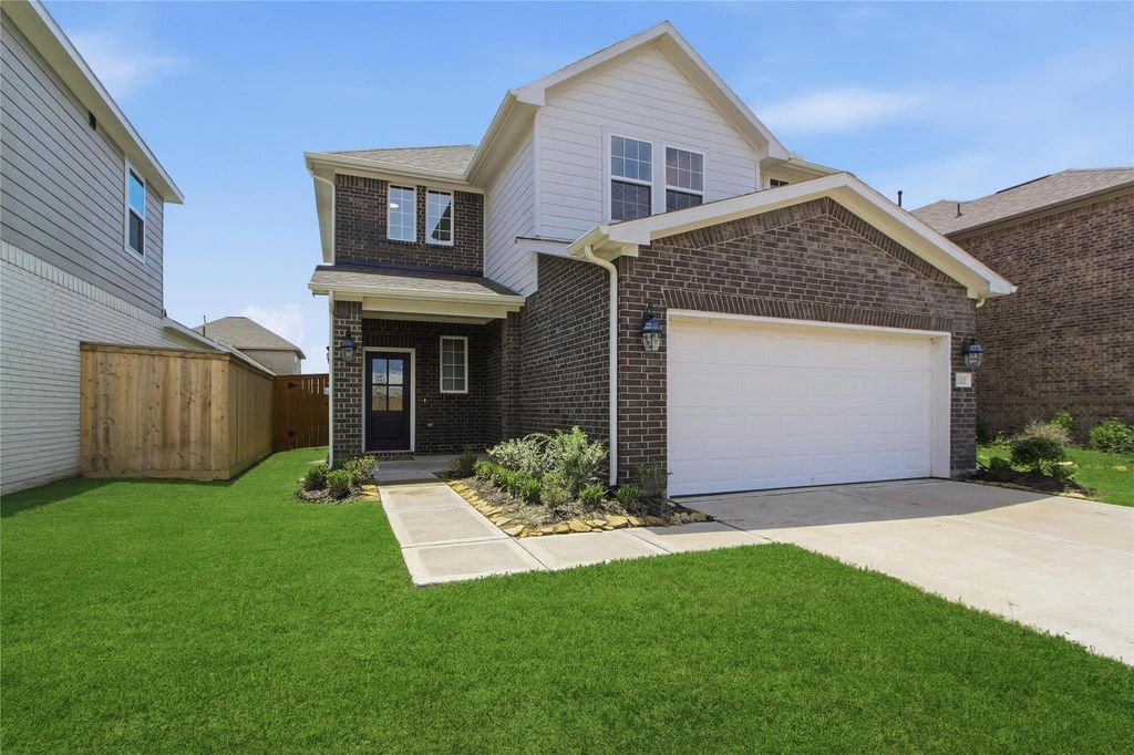 13201 Leisure Cove Drive, Texas City, TX 77568