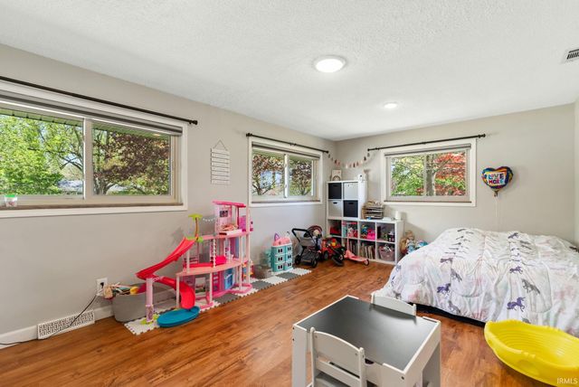 3122 Maple Lane, Fort Wayne, IN 46804