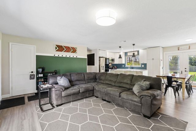 3122 Maple Lane, Fort Wayne, IN 46804