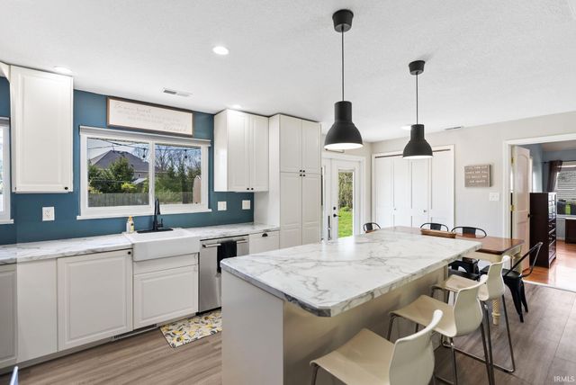 3122 Maple Lane, Fort Wayne, IN 46804