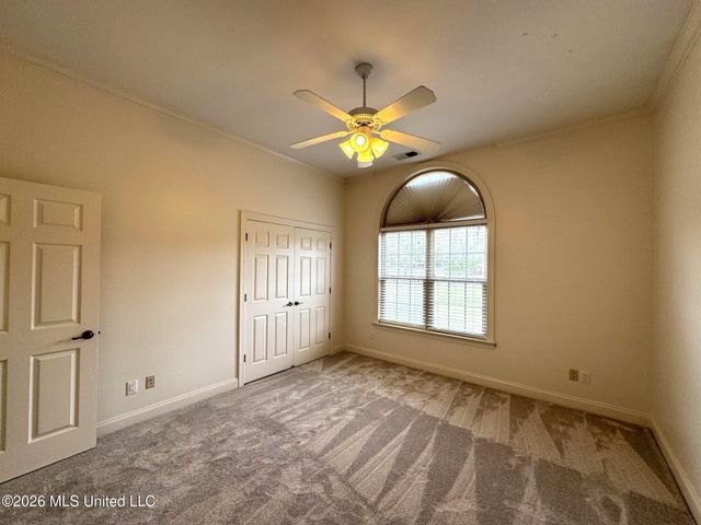 4425 Chamberlin Oaks Drive, Hernando, MS 38632