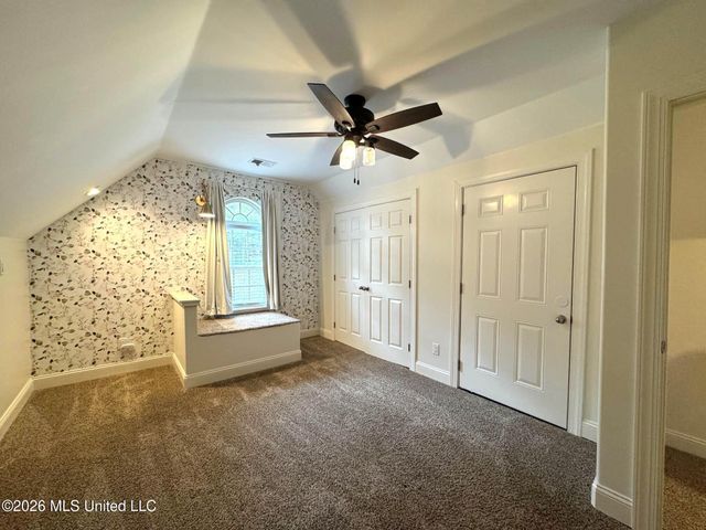 4425 Chamberlin Oaks Drive, Hernando, MS 38632