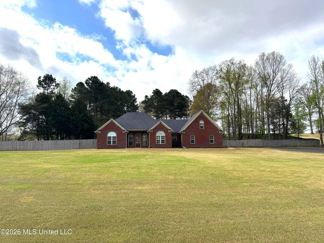 4425 Chamberlin Oaks Drive, Hernando, MS 38632