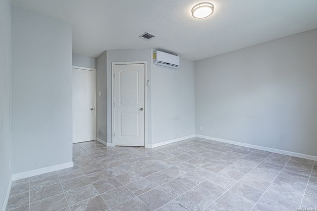 12232 Apricot, San Antonio, TX 78247