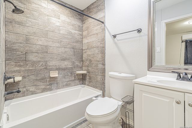 12232 Apricot, San Antonio, TX 78247