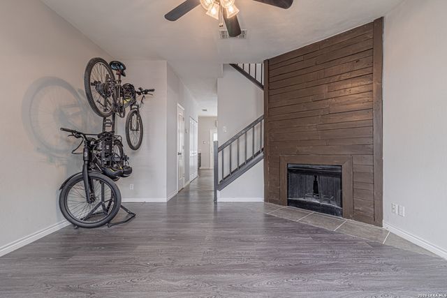 12232 Apricot, San Antonio, TX 78247