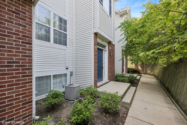 716 River Mill Parkway, Wheeling, IL 60090