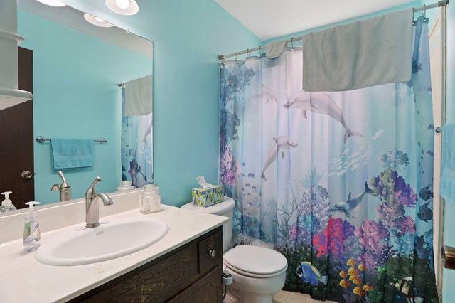 3415 Admiral Dr, Stockton, CA 95209