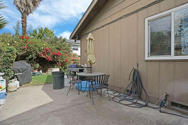 3415 Admiral Dr, Stockton, CA 95209