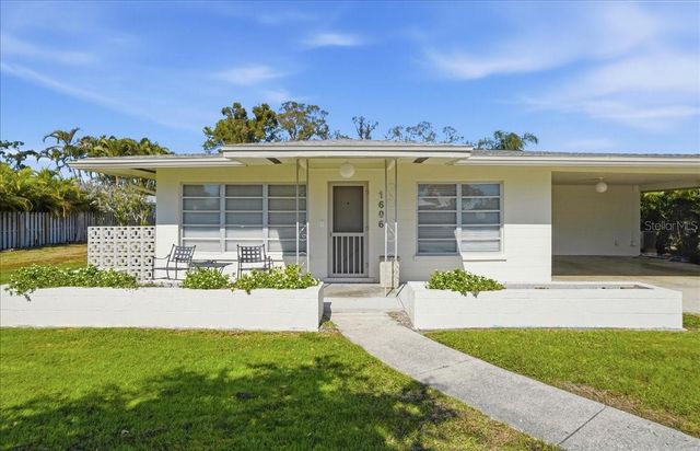 1606 4TH STREET W, Palmetto, FL 34221