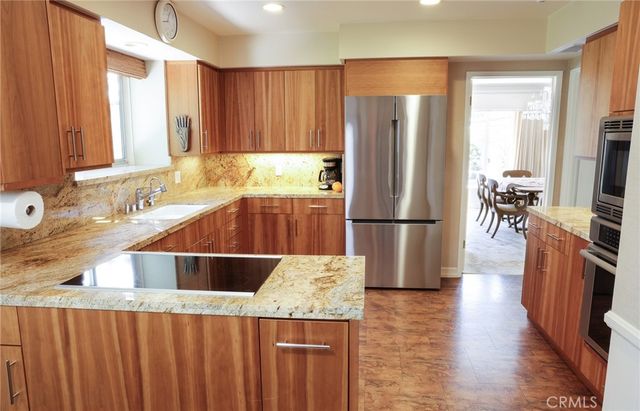 10781 Lindbrook, Los Angeles, CA 90024