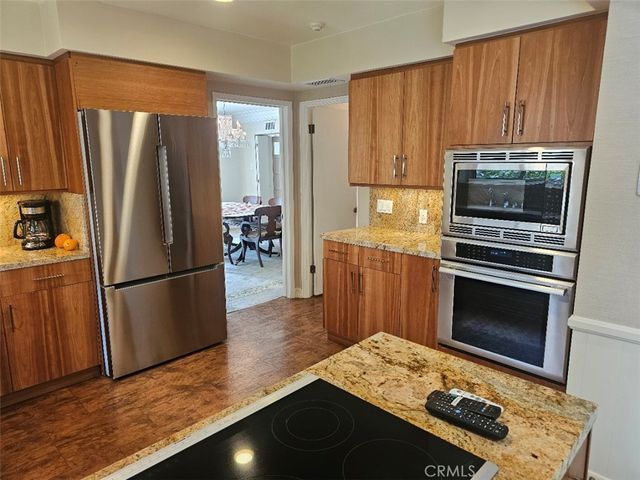 10781 Lindbrook, Los Angeles, CA 90024