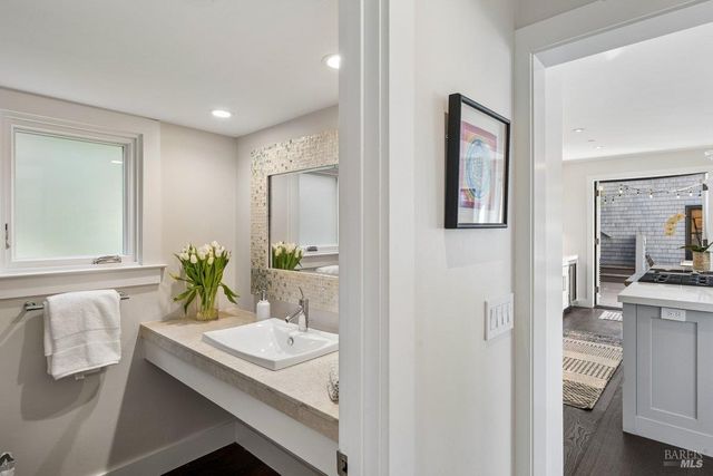 118 Spencer Ave, Sausalito, CA 94965