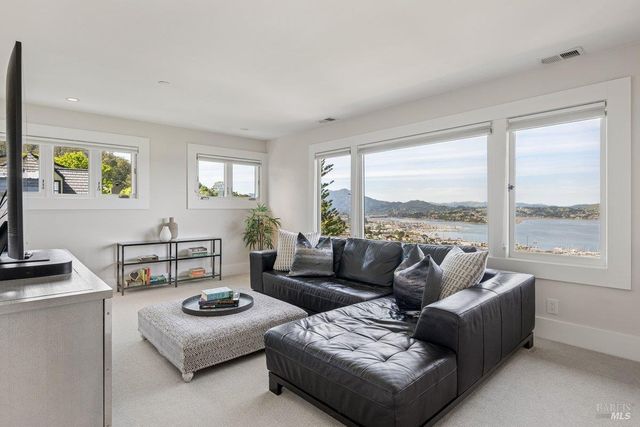 118 Spencer Ave, Sausalito, CA 94965