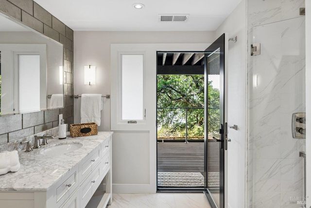 118 Spencer Ave, Sausalito, CA 94965