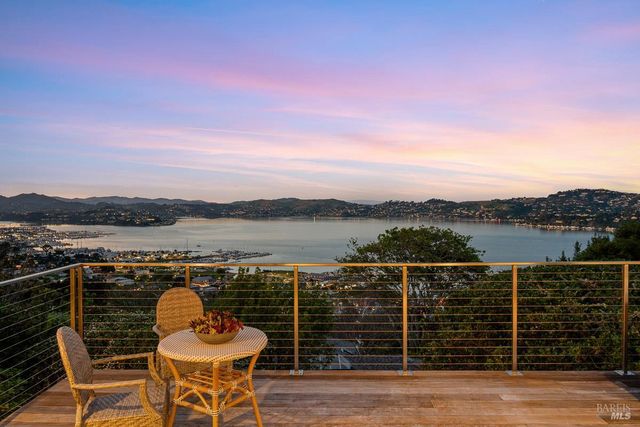 118 Spencer Ave, Sausalito, CA 94965