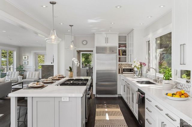 118 Spencer Ave, Sausalito, CA 94965