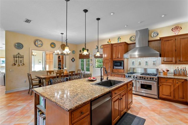 4803 W WOODMERE ROAD, Tampa, FL 33609