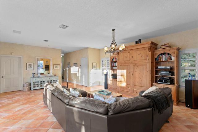 4803 W WOODMERE ROAD, Tampa, FL 33609