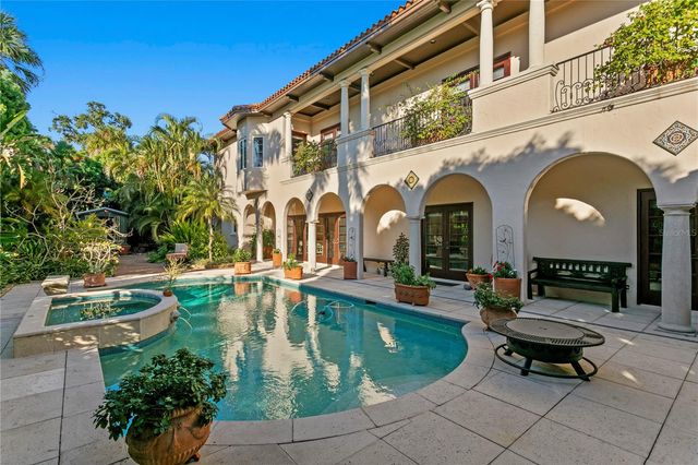 4803 W WOODMERE ROAD, Tampa, FL 33609