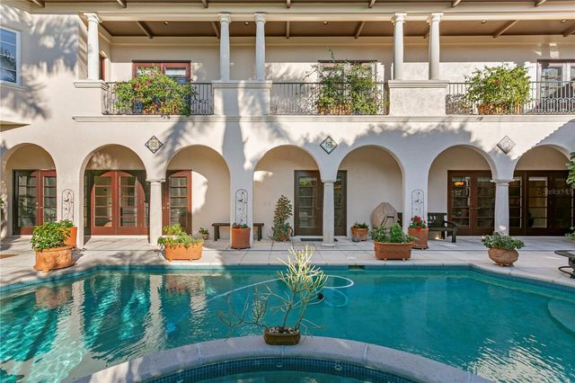 4803 W WOODMERE ROAD, Tampa, FL 33609