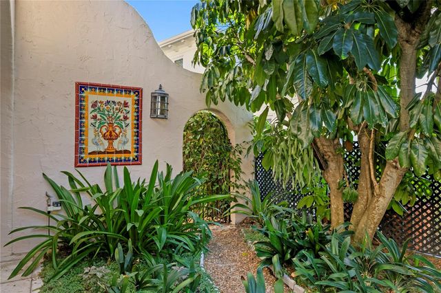 4803 W WOODMERE ROAD, Tampa, FL 33609