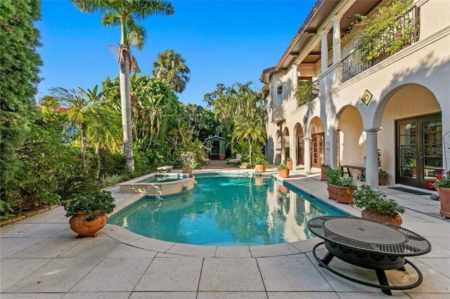 4803 W WOODMERE ROAD, Tampa, FL 33609