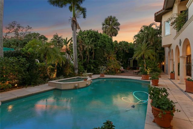 4803 W WOODMERE ROAD, Tampa, FL 33609