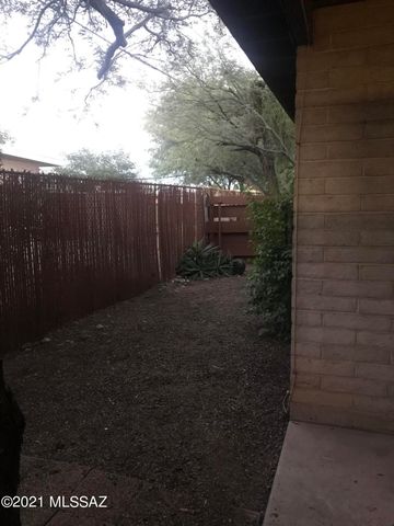 3699 N Mountain Ave Apt 13, Tucson, AZ 85719