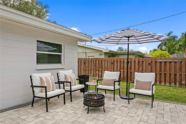 154 45TH AVENUE NE, St Petersburg, FL 33703
