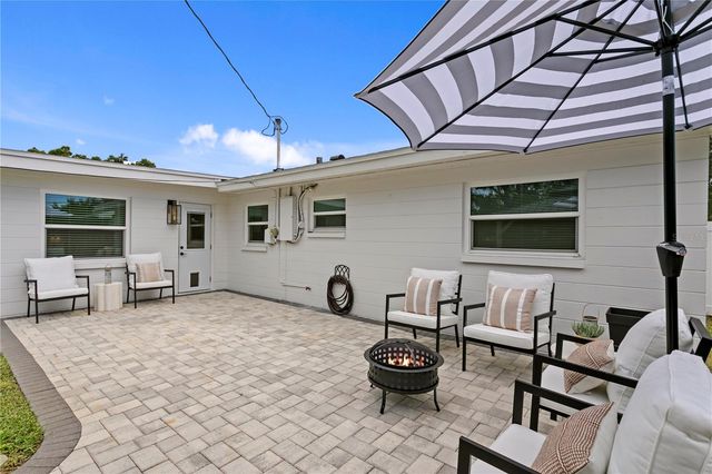 154 45TH AVENUE NE, St Petersburg, FL 33703