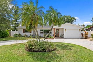 154 45TH AVENUE NE, St Petersburg, FL 33703