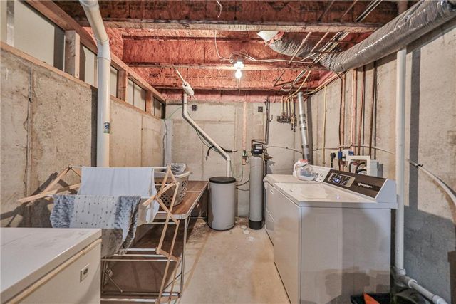 1703 Pinewind Drive, Alburtis Boro, PA 18011