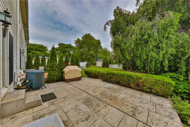 1703 Pinewind Drive, Alburtis Boro, PA 18011