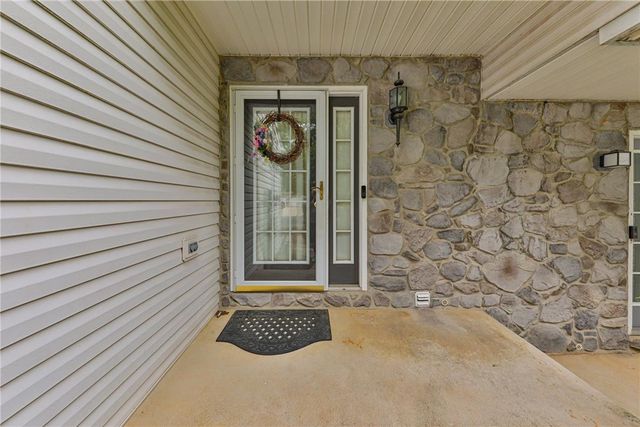 1703 Pinewind Drive, Alburtis Boro, PA 18011