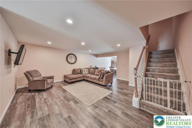 1703 Pinewind Drive, Alburtis Boro, PA 18011