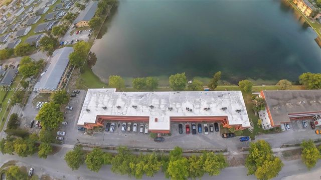 251 NE 187th St 830, Miami, FL 33179