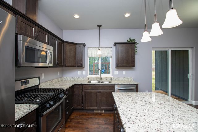 945 S Arza Circle, Palmer, AK 99645