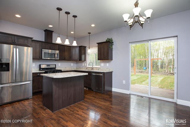 945 S Arza Circle, Palmer, AK 99645