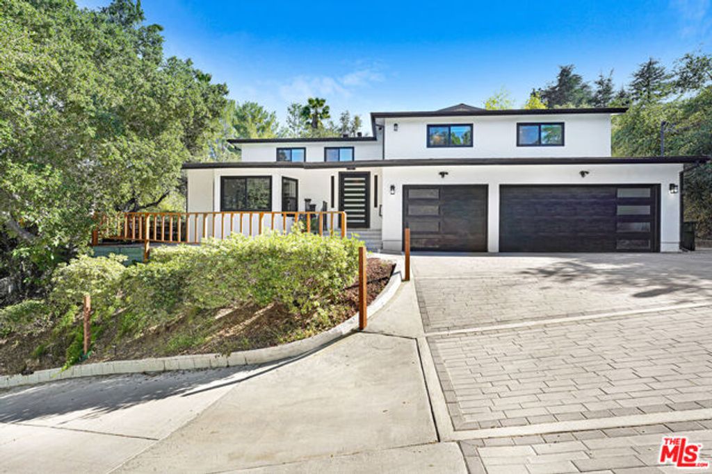 4611 Louise Avenue, Encino (los Angeles), CA 91316
