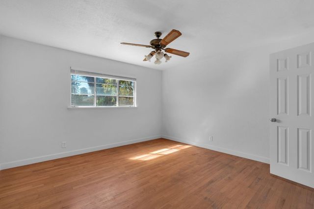 3924 E Farrin Ave, Fresno, CA 93726