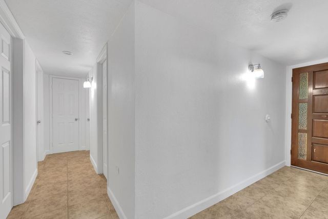 3924 E Farrin Ave, Fresno, CA 93726