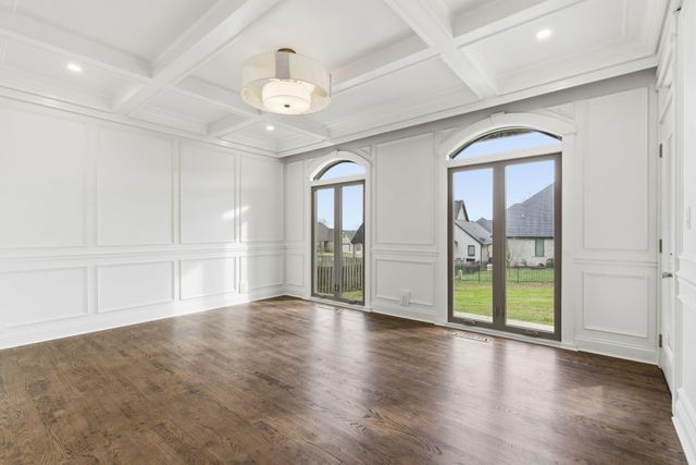 3350 E Fox Grape Street, Springfield, MO 65804