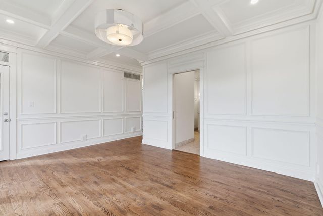 3350 E Fox Grape Street, Springfield, MO 65804