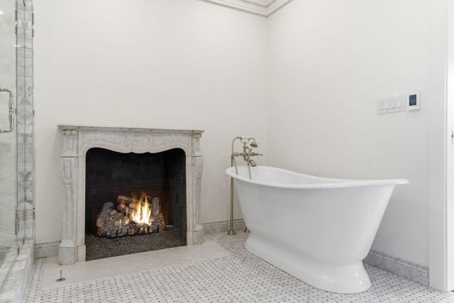 3350 E Fox Grape Street, Springfield, MO 65804