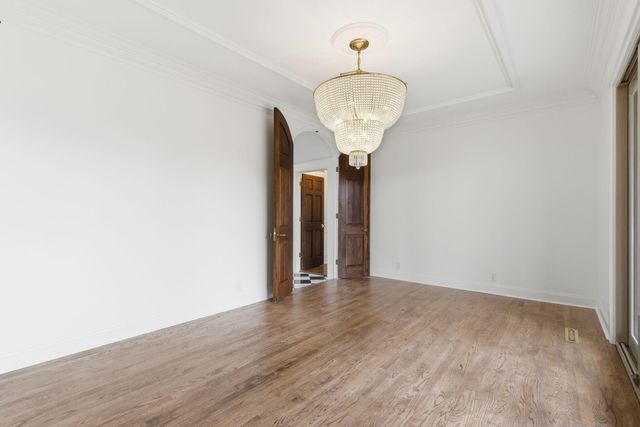 3350 E Fox Grape Street, Springfield, MO 65804