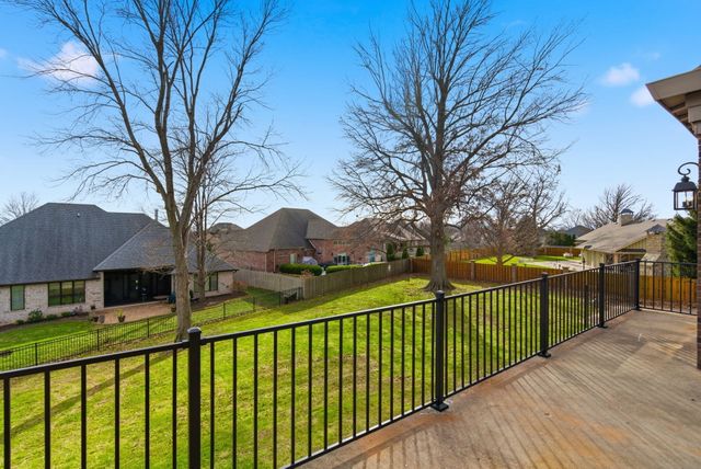 3350 E Fox Grape Street, Springfield, MO 65804