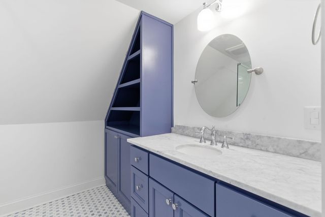 3350 E Fox Grape Street, Springfield, MO 65804